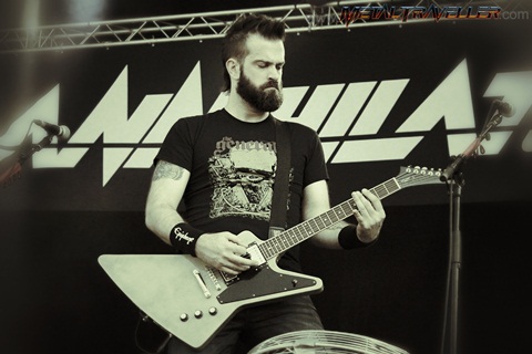 Dave Padden with Annihilator live in Clisson