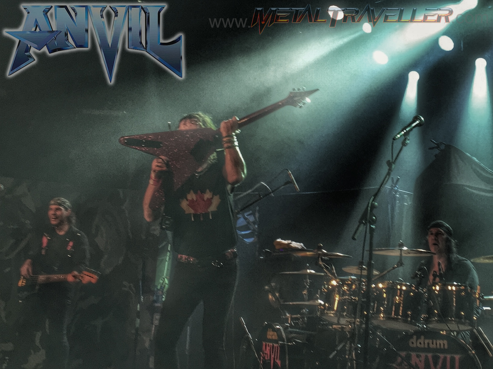 Guitar with the teeth -  Anvil live in Madrid