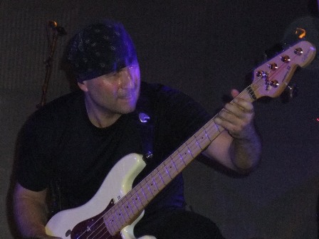 Oliver Holzwarth from Blind Guardian live in Paris