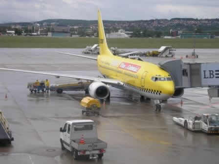 TuiFly, ex-HLX in Stuttgart, Germany. Going back to France with TUIFly