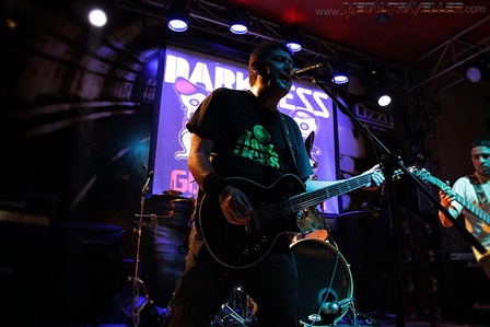 Rodrigo from Darkness live at Ozzy Bar