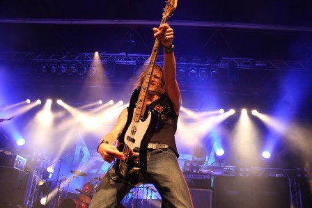 Damien Sisson live with Death Angel
