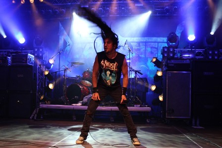 Mark Osegueda at the Alcatraz Metal Festival, live with Death Angel