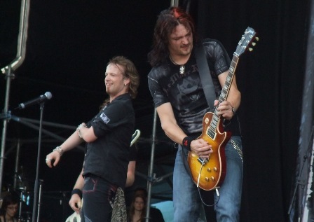 Tobias Sammet and Jens Ludwig - Edguy live at the Gods Of Metal in Monza 2009