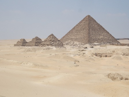 Mykerinos and its satellite Pyramids