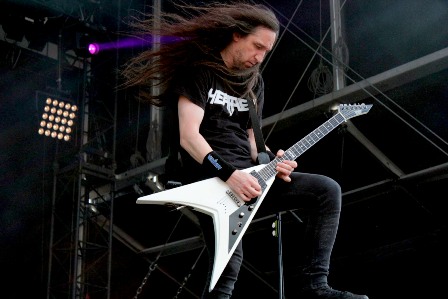 Lee Altus on guitars - Exodus live in France
