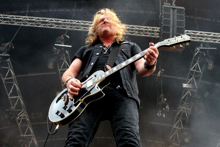 Leo Leoni live with The Gotthard