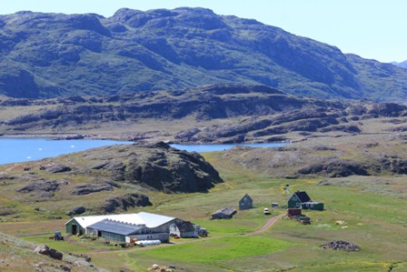Hiking to Tasiusaq, Greenland Metal Traveller