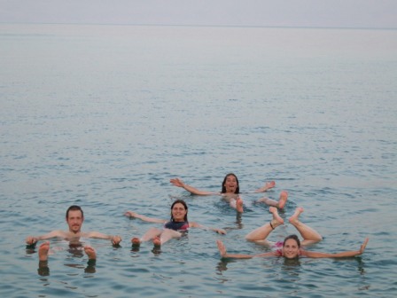 No need to swim! Ricardi, Irene, Andy and Stéphanie