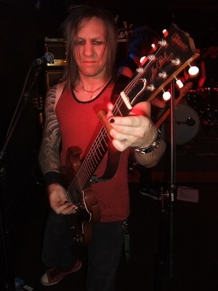 Billy Rowe from Jetboy live in Paris
