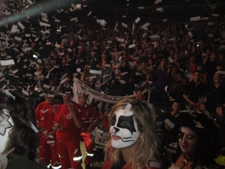 confetti rain - KISS live at the O2 Arena in Prague
