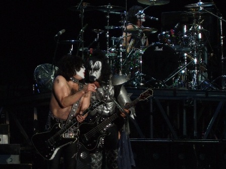 Paul, Gene and Eric - Kiss live in Paris 2008
