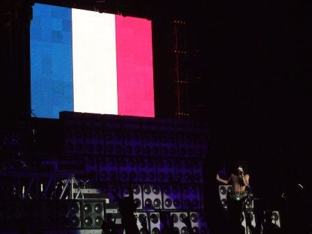 The French flag on the screens of Bercy Arena - KISS live in Paris, June 17 2008