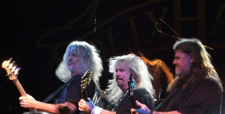 Tim Linsey, Bobby Ingram and Dave Hlubek - Molly Hatchet live in Paris