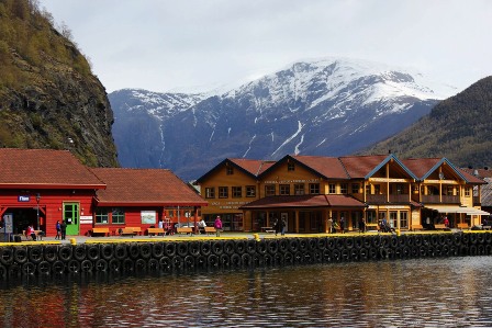 the harbour of Flåm
