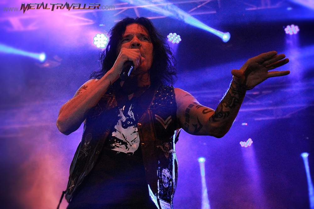 Jizzy Pearl from Quiet Riot, live in Colombia