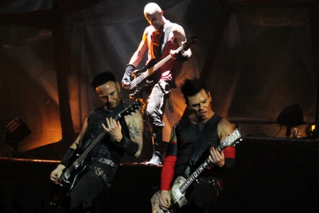 Richard Z. Kruspe, Paul H. Landers, Oliver Riedel live in Paris, France
