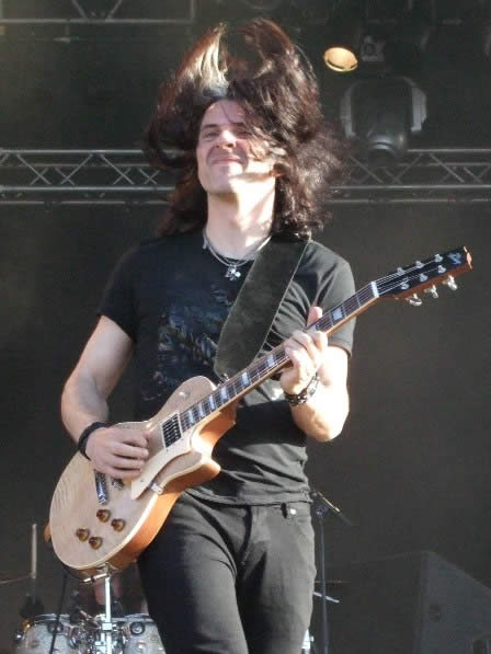 Alex Skolnick of Testament Live in Sweden