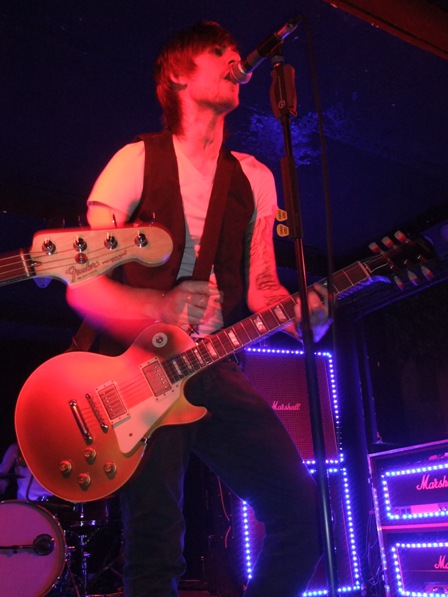 Lucky from Tracy Gang Pussy live in Paris