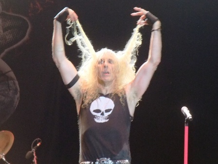 Dee Snider's hair - Twisted Sister live in Balingen